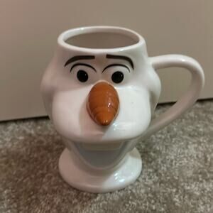 Disney Olaf from Frozen Ceramic Coffee Mug Can hold 16 ounces